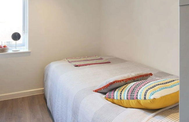 Student Only Riverside Way - Foto 4