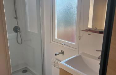 Mobil-home xl 4 personnes avec télé - Foto 10