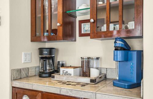 Stunning beach home - steps2sand, AC, Large Patio and Fast Wifi! - Foto 75