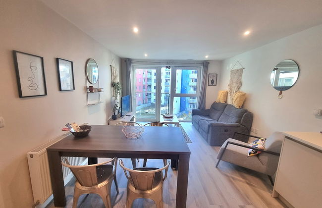 2-bed 2-bath Greenwich Apartment with balcony & lift - Foto 26