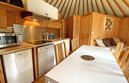 Gîte Les yourtes de Saint Mathieu N°2 - Foto 10