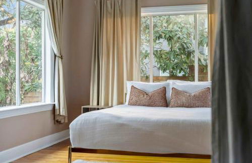 Ladybird Villa - Heated Saltwater Pool - Walk to SoCo - Photo 4