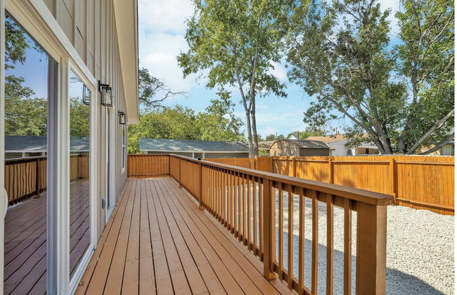 Spacious & Homey 4br/3ba W/amenities Near Downtown - Foto 19