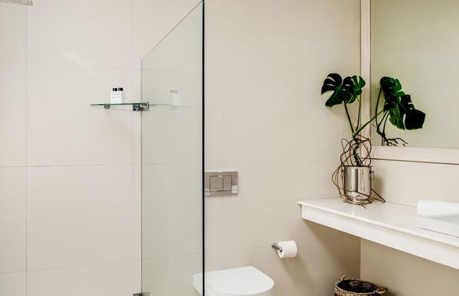 Seaside Elegance at Numa Villa - Foto 26