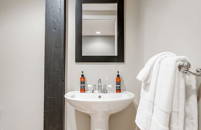 Lyndale Bungalow - Photo 17