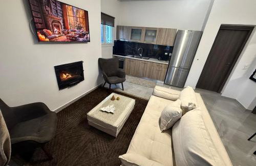 Το ΦΑΡΑΓΓΙ του ΠΑΡΝΑΣΣΟΥ 2 - Foto 1