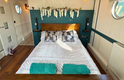 The Swan Flotel - Barton Marina - Foto 6