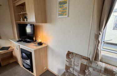 3 Bed Caravan - Sleeps 8 - Pet Friendly, Parking - Foto 27