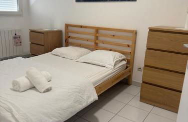 Charming one bedroom apartment, - pres des commerces et tram FIBRE wifi, Airbus MEET super location - Foto 3