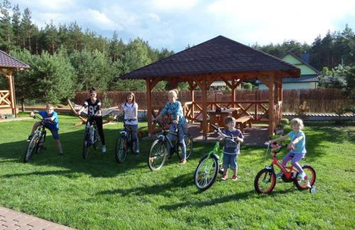 Dom drewniany na Kaszubach, rzeka, las, pola, niedaleko jeziora - Foto 29