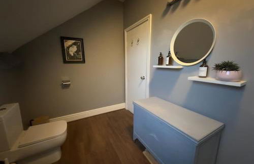 Chorlton Stylish & Convenient - Foto 20