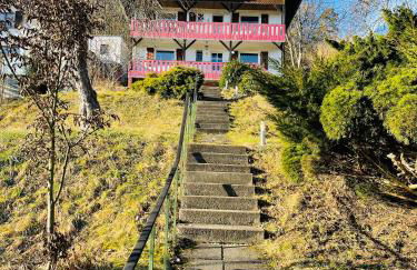 Haus Schöne Aussicht in Arzbach - Photo 1