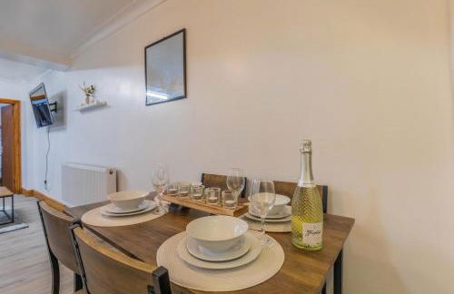 6 beds, 3 bedroom apartment in the centre of Southampton with free parking - Foto 6