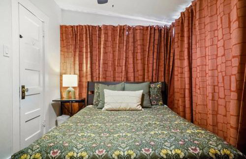Bright and Quirky Hillcrest Craftsman - Photo 26