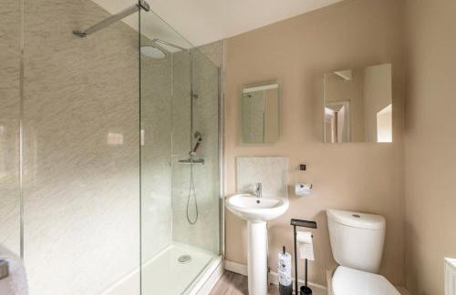 Newly Renovated Coach House by Prescott Apartments - Foto 33