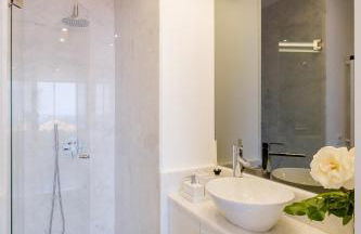 Boutique Rentals- Bliss By The Sea Apt- Ocean views in Foz Beach - Foto 15