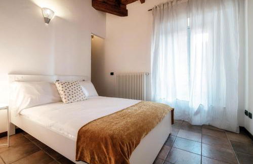 Lake Nest - by MyHomeInComo - Photo 6