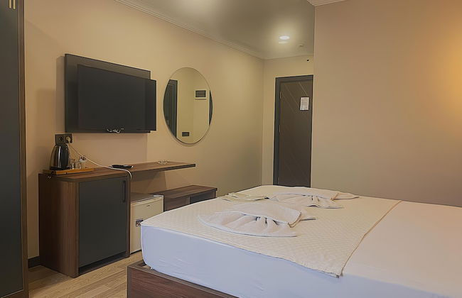 La Vie Suit Hotel - Photo 7