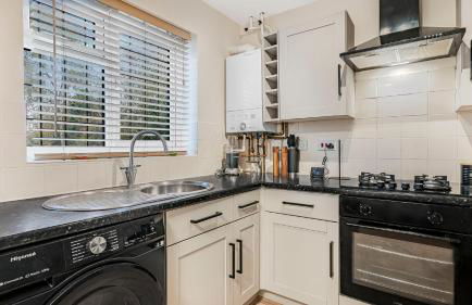 Luxurious 2-Bed Home Near NEC, BHX Airport & JLR Ideal for Contractors or Lesiure Stays Long term stay available - Foto 2