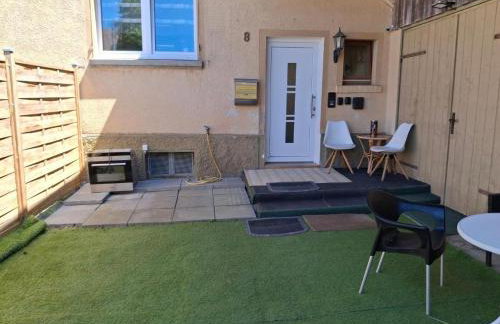 Erdgeschoss 75 m2 Großer Parkplatz WLAN Terrasse 30 m2 Übernachtung Unterkunft - Foto 4