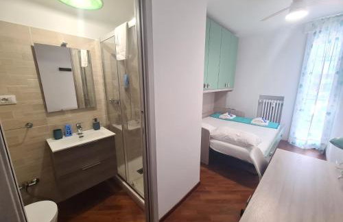 Bologna Vibes - 6 Rooms with Baths - Self Check in - 10 Guests - Foto 3
