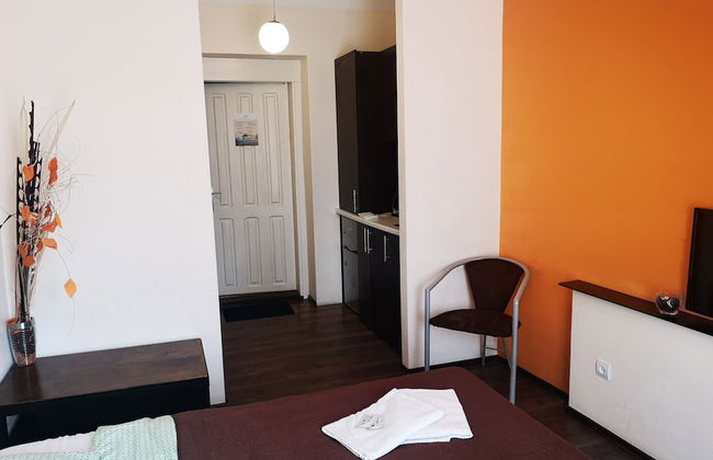 Orange Studio - Photo 41