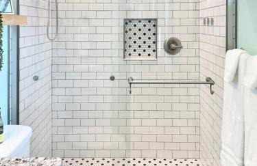 The Royal Cypress Suite Near UF Shands Downtown - Photo 36