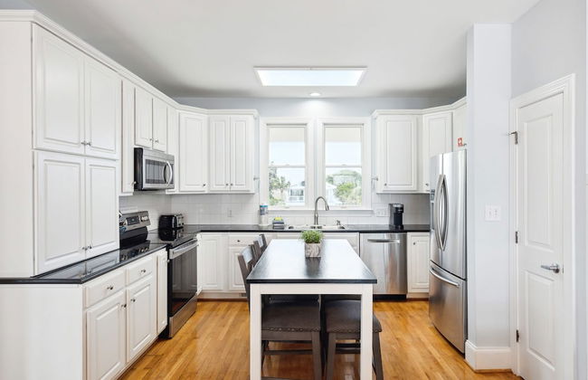 Oceanfront w Pool Panoramic Deck Views 5bdr Folly Ocean Breeze by Avantstay - Foto 15