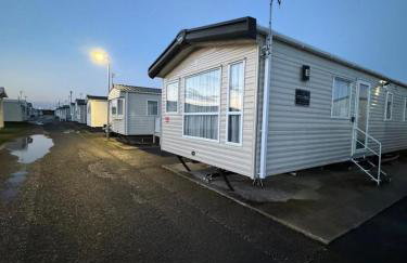 3 bedroom Lyons Oakfield Towyn pets welcome - Foto 1