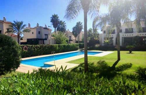 Casa Mila Roda Sleeps 4 with Pool - Foto 1