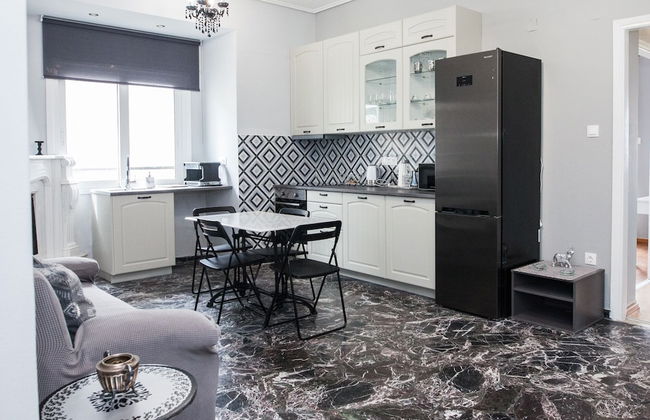 Modern apt with Increbilbe Athens Views - Foto 13