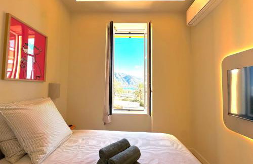 MONACO - MENTON - SEA VIEW - FULL CLIM - 2 BEDROOMS - PREMIUM LOCATION - LUXURY RENOVATED - PARKING - BALCONY - BEAcH and SUN - Photo 11