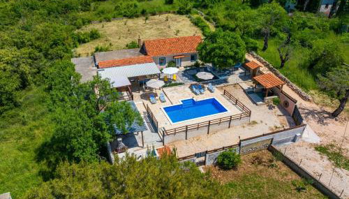 MY DALMATIA - Holiday home Burgija with private swimming pool - Foto 4