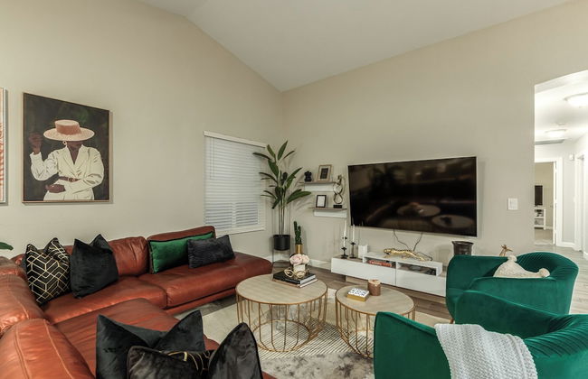 The Golden Cactus Phoenix - Photo 18