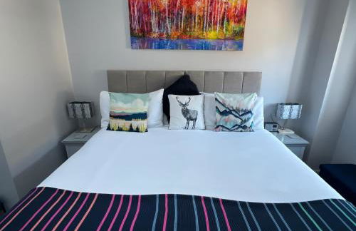 River Vista Retreat - Luxury duplex Apt - Views - Parking - Cycle storage - Spa access option - Foto 50