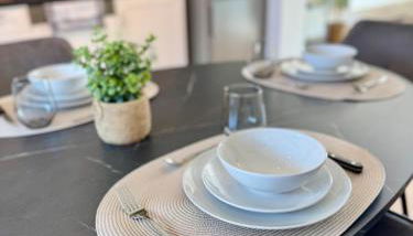 FeWo-Palmtrees 4 - Große moderne 2 Zimmerwohnung mit Süd-West Balkon in Gladbeck-Mitte Nähe Movie Park und Arena AufSchalke - Foto 3