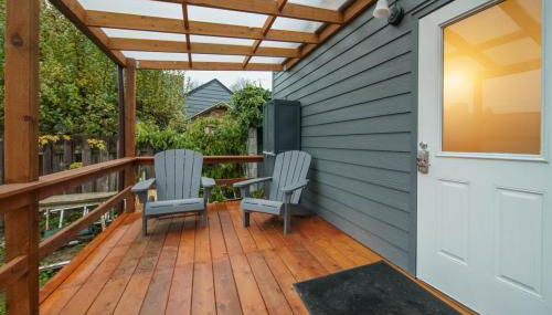 #StayInMyDistrict Overlook Backyard Tiny Suite - Photo 3