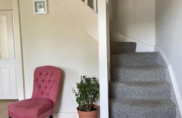 Bryntivy - a cheerful stone cottage close to beach - Foto 21