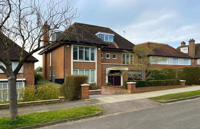 The Hampstead Garden Hideaway - 5bdr Home With Pool and Garden - Foto 2