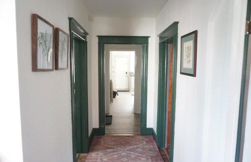 Charming Victorian Home In Historic District - Foto 48