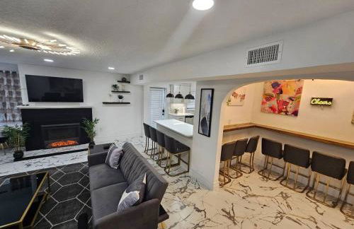 Stylish Duplex walkTO Lake Eola Orlando. Sleeps 8 - Foto 35