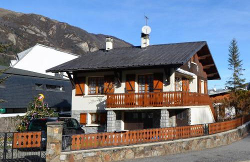 Grand Chalet St-Lary centre 13 à 15 pers - Foto 2