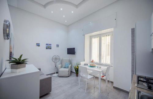 MIRANDA APARTMENTS nel cuore del Vomero - Foto 36