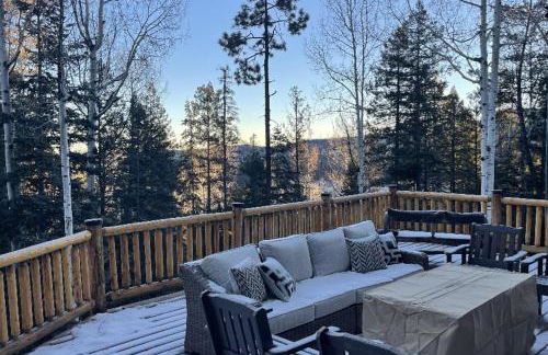 Hot Tub and Mtn Views Woodsy Cabin in Greer - Foto 7