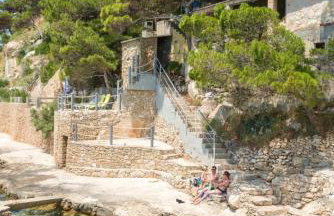 Family home away on the beach, free parking at the house - Foto 16