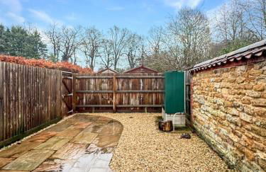 Sleeps 6 3bedroom House, Harlaxton Garden Driveway - Foto 14