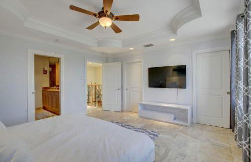 Private Patio Cali King Bed Walk to Las Olas - Foto 14