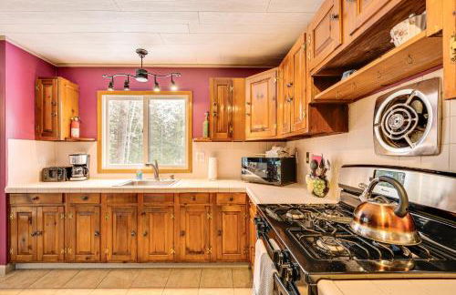 Rustic Intervale Hideaway with Deck and Wooded Views! - Photo 8