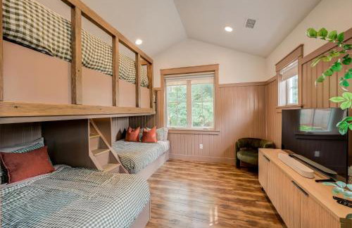 Luxury Seattle Retreat with Views and Bonus Suite - Foto 28