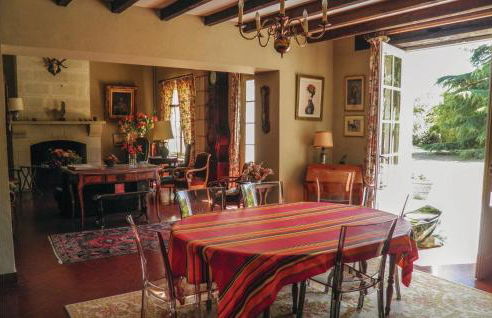 4 Bedroom Amazing Home In Bourgueil - Foto 17